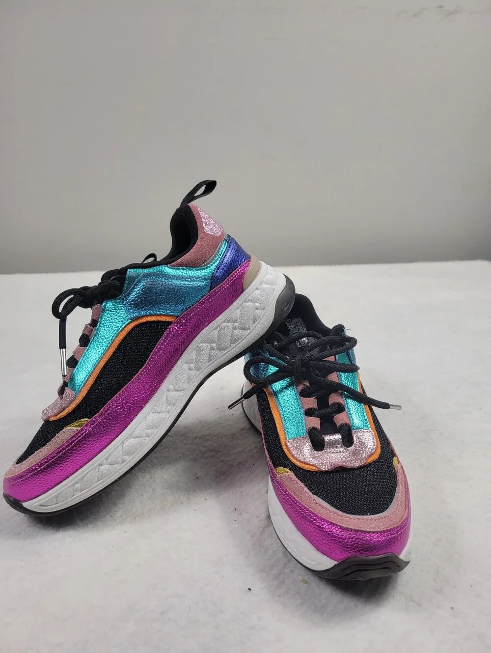 Kurt Geiger London Loaded Metallic Rainbow Platform Sneakers Sz 8